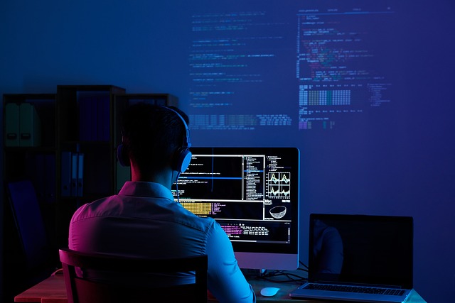 Online Code Editor Features